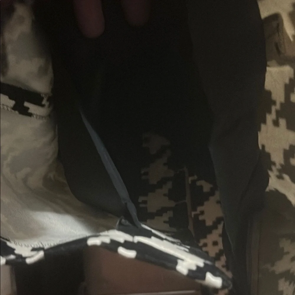 CNC Costume National Black and White Pencil Skirt - Picture 5 of 8